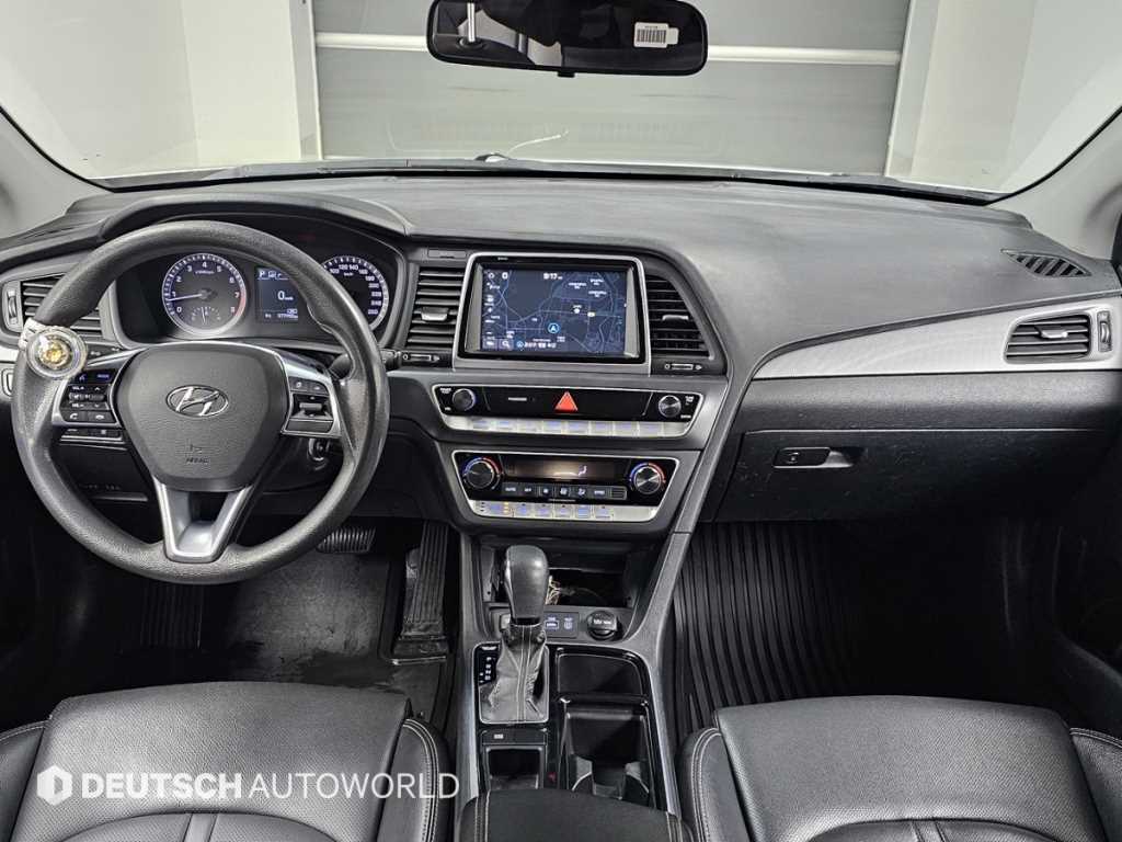 HYUNDAI Sonata - Vista 7