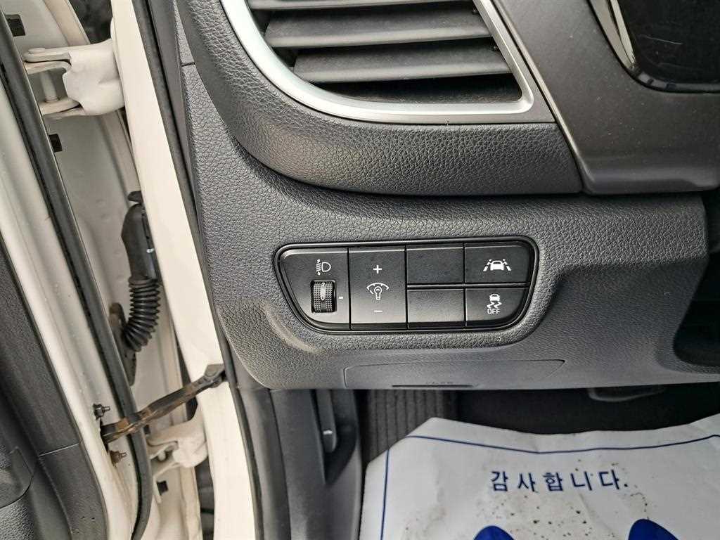 KIA Seltos 2022 Blanco - Importación desde Corea - HF Imports Iquique - Foto 13