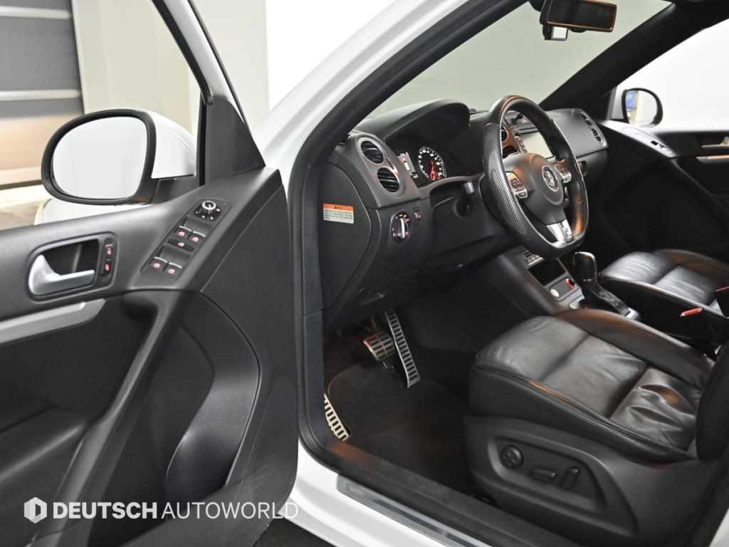 Volkswagen Tiguan - Vista 11