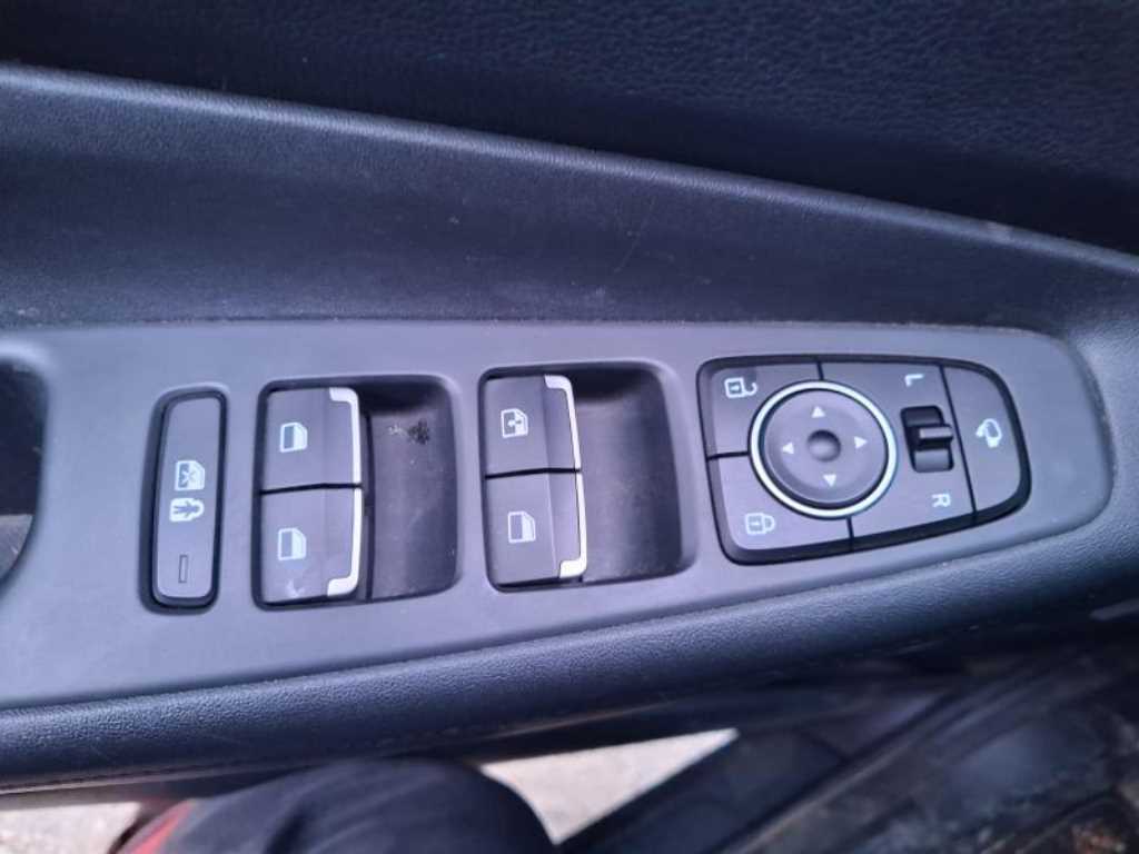 HYUNDAI Santa Fe - Vista 7