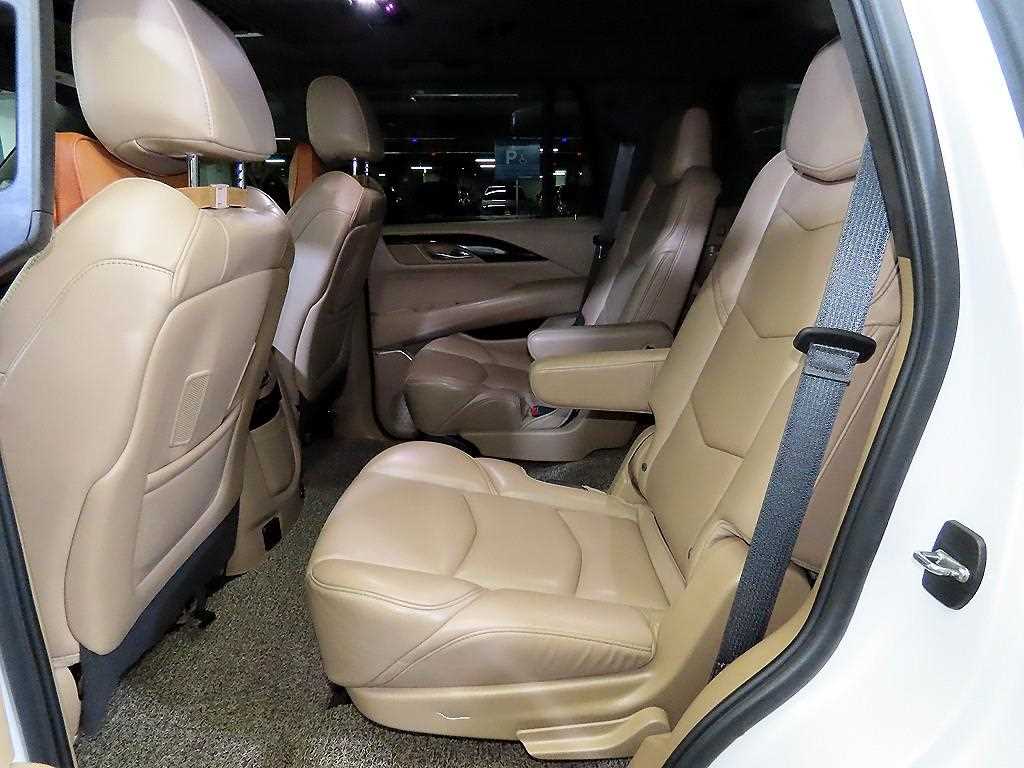 Cadillac Escalade - Vista 7