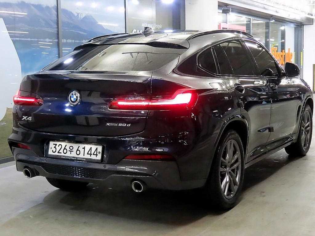 BMW X4 - Vista 4