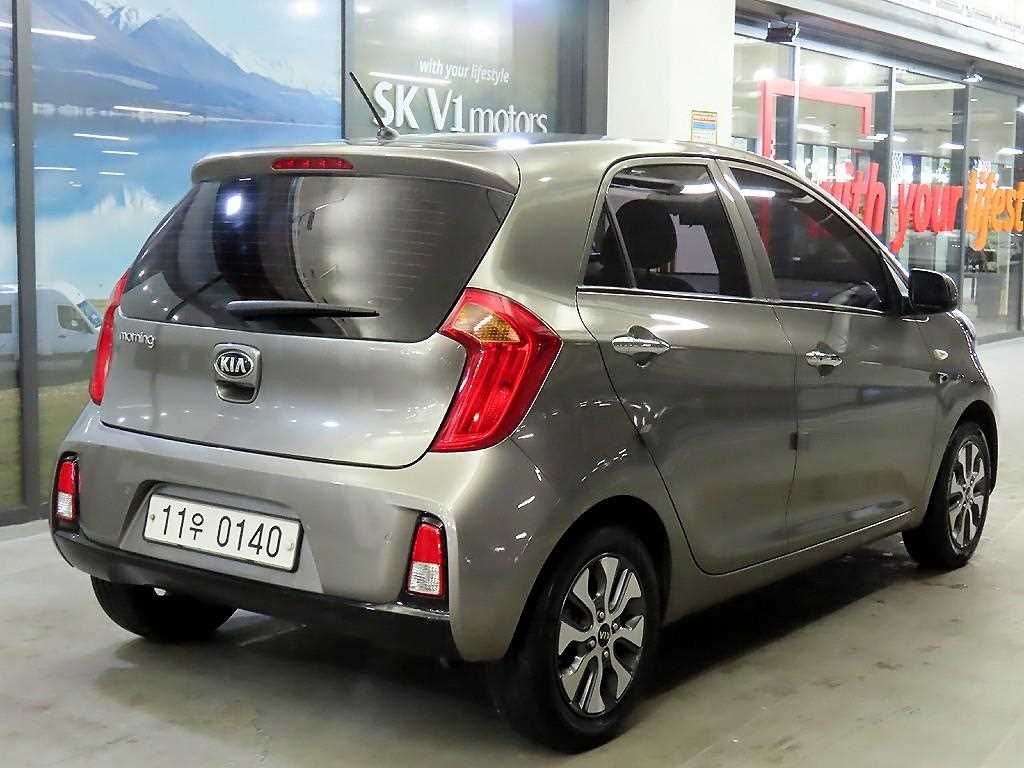 KIA Morning - Vista 5