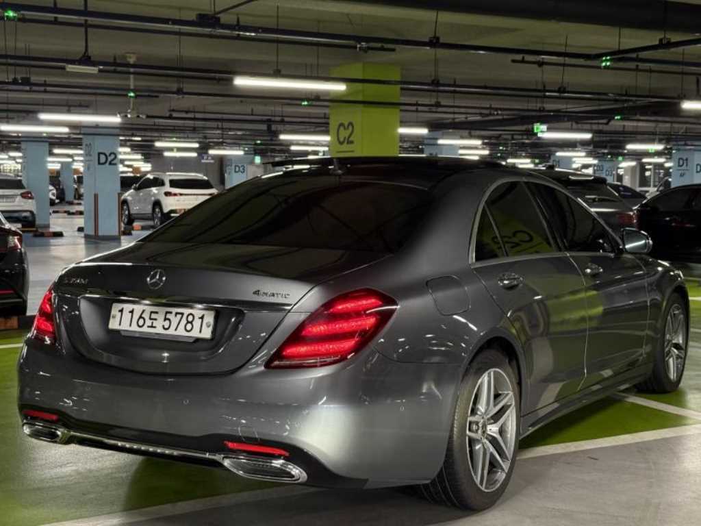 Mercedes Benz S Class - Vista 4