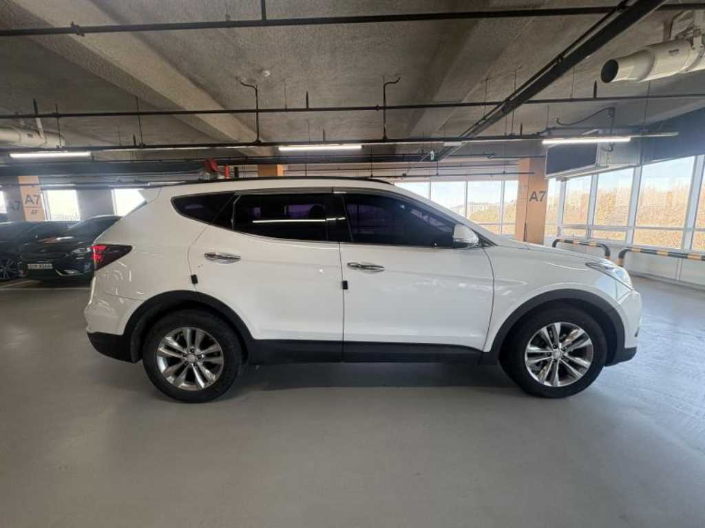 HYUNDAI Santa Fe - Vista 7