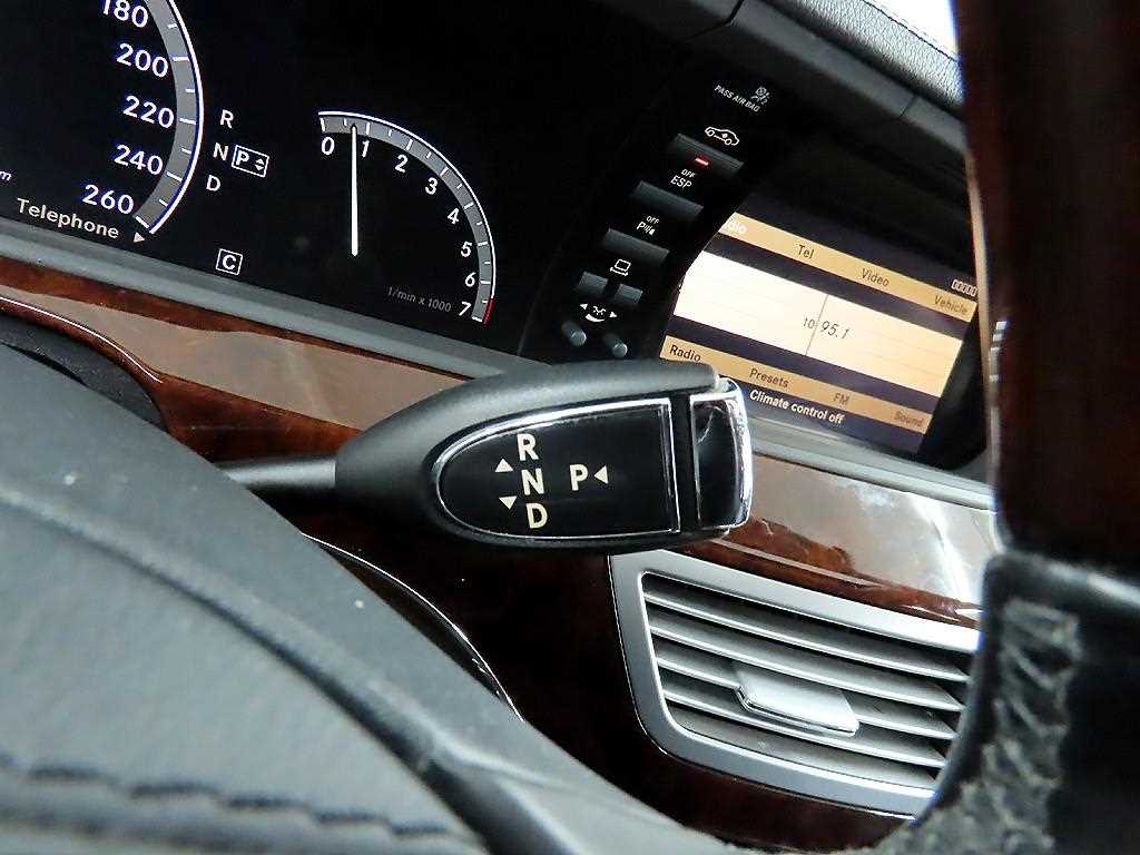 Mercedes Benz S Class - Vista 10