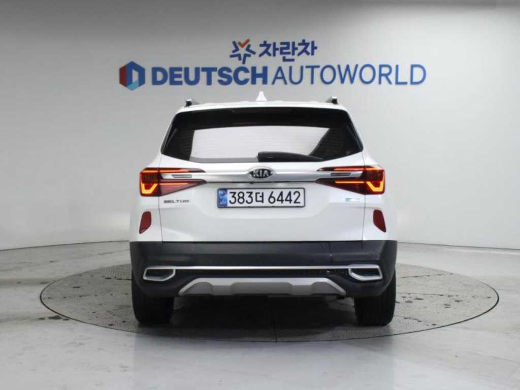 KIA Seltos - Vista 4