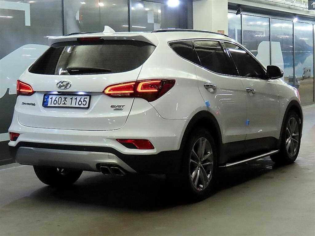 HYUNDAI Santa Fe - Vista 4