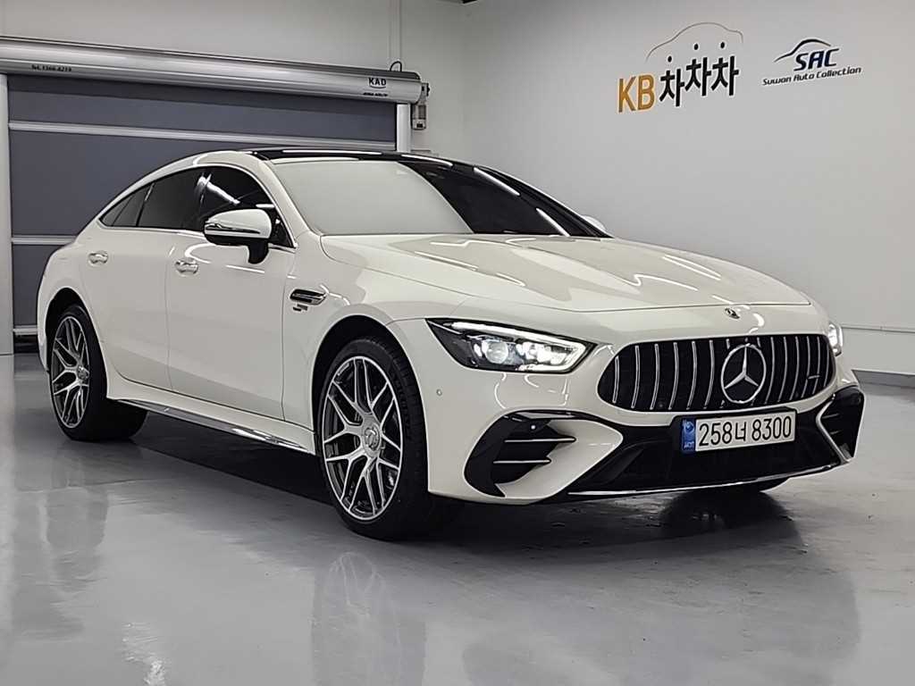 Mercedes Benz AMG GT - Vista 4