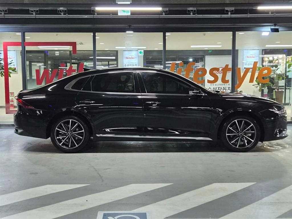 HYUNDAI Grandeur - Vista 3