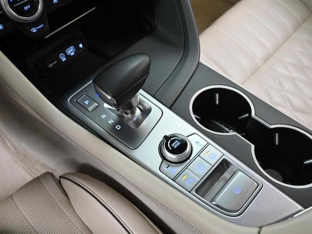 Genesis G70 - Vista 9