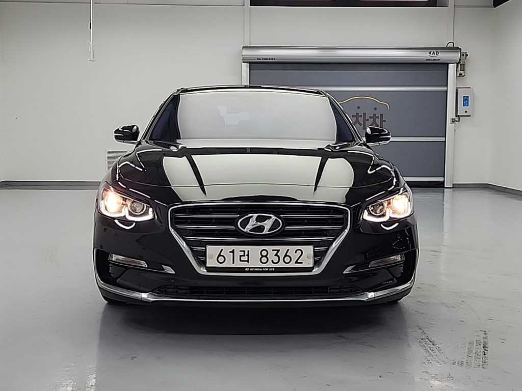 HYUNDAI Grandeur - Vista 2