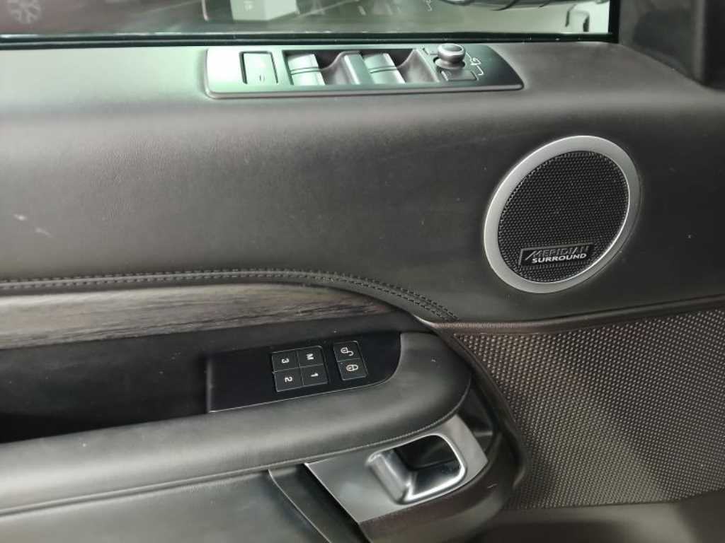 Land Rover Discovery - Vista 10