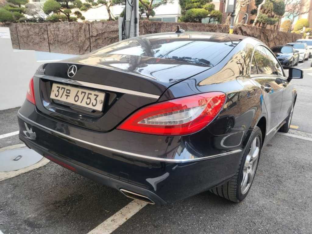 Mercedes Benz CLS Class - Vista 3
