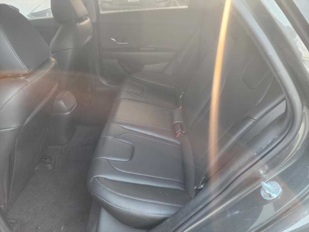 HYUNDAI Avante - Vista 6