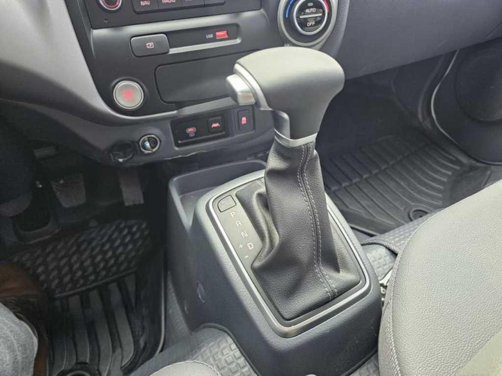 Small Truck Normal Box(High Deck) 2025 Blanco - Importación desde Corea - HF Imports Iquique - Foto 15