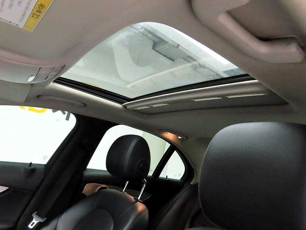 Mercedes Benz C Class 2015 Blanco - Importación desde Corea - HF Imports Iquique - Foto 17