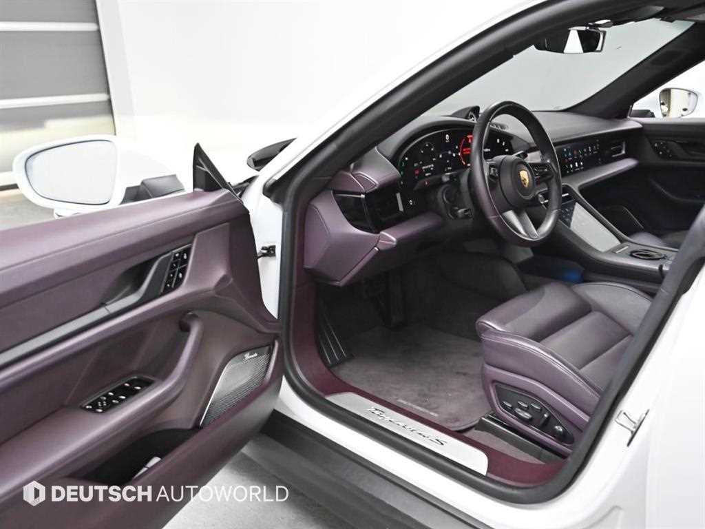 Porsche Taycan - Vista 11