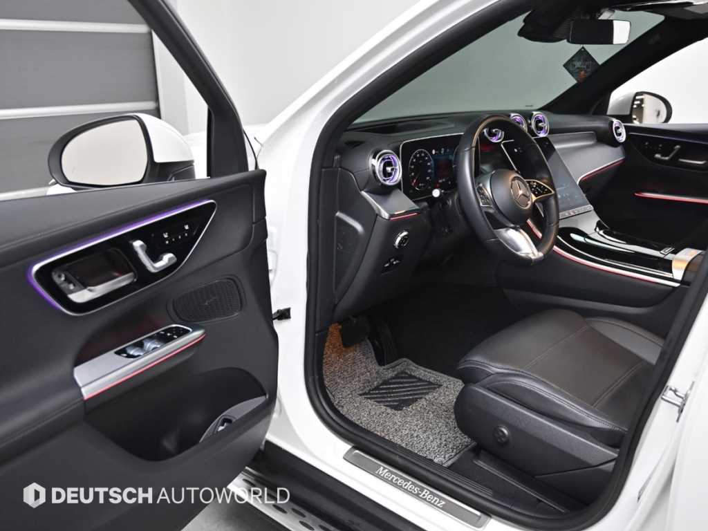 Mercedes Benz GLC Class - Vista 11