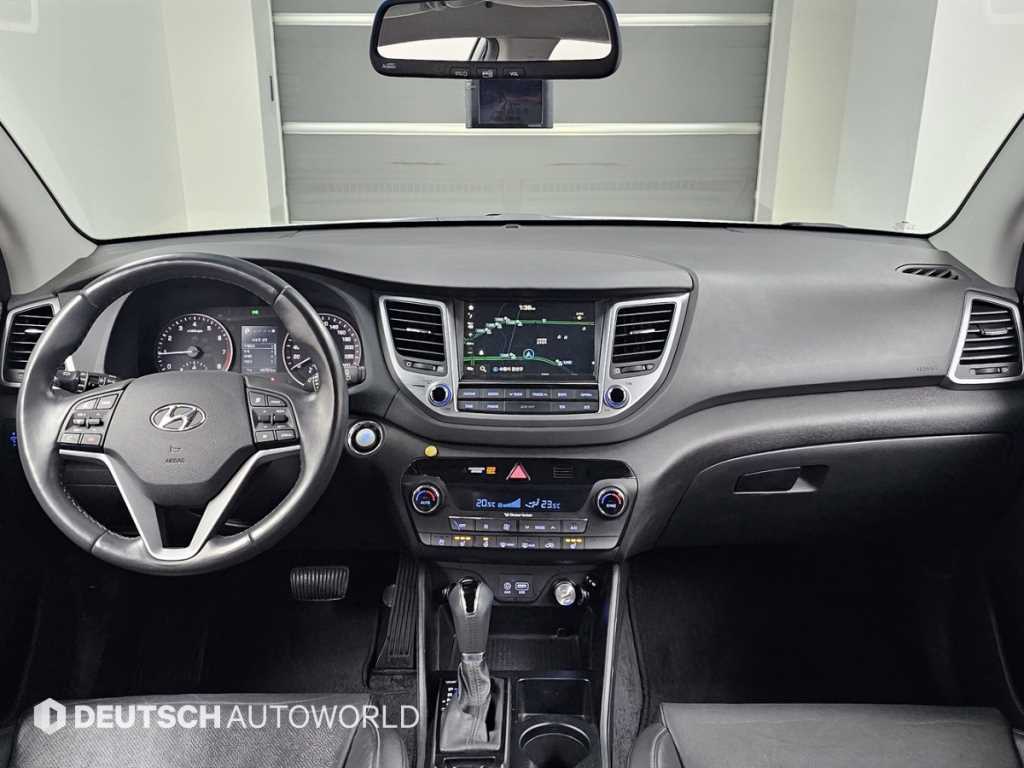 HYUNDAI Tucson - Vista 7