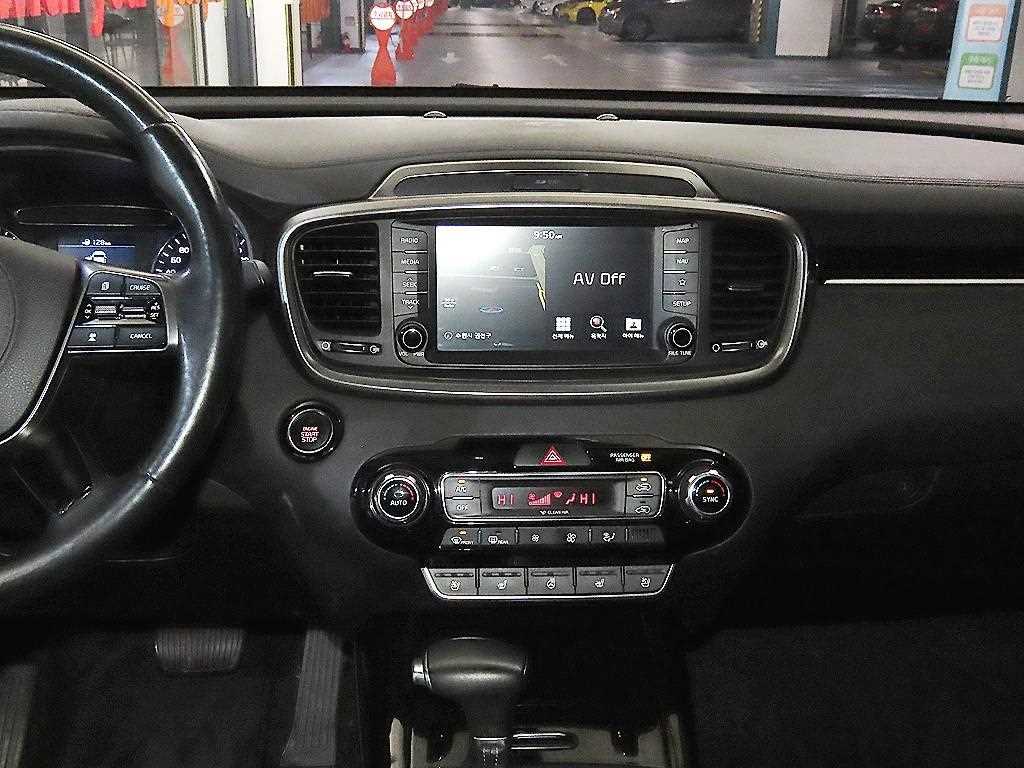 KIA Sorento - Vista 11