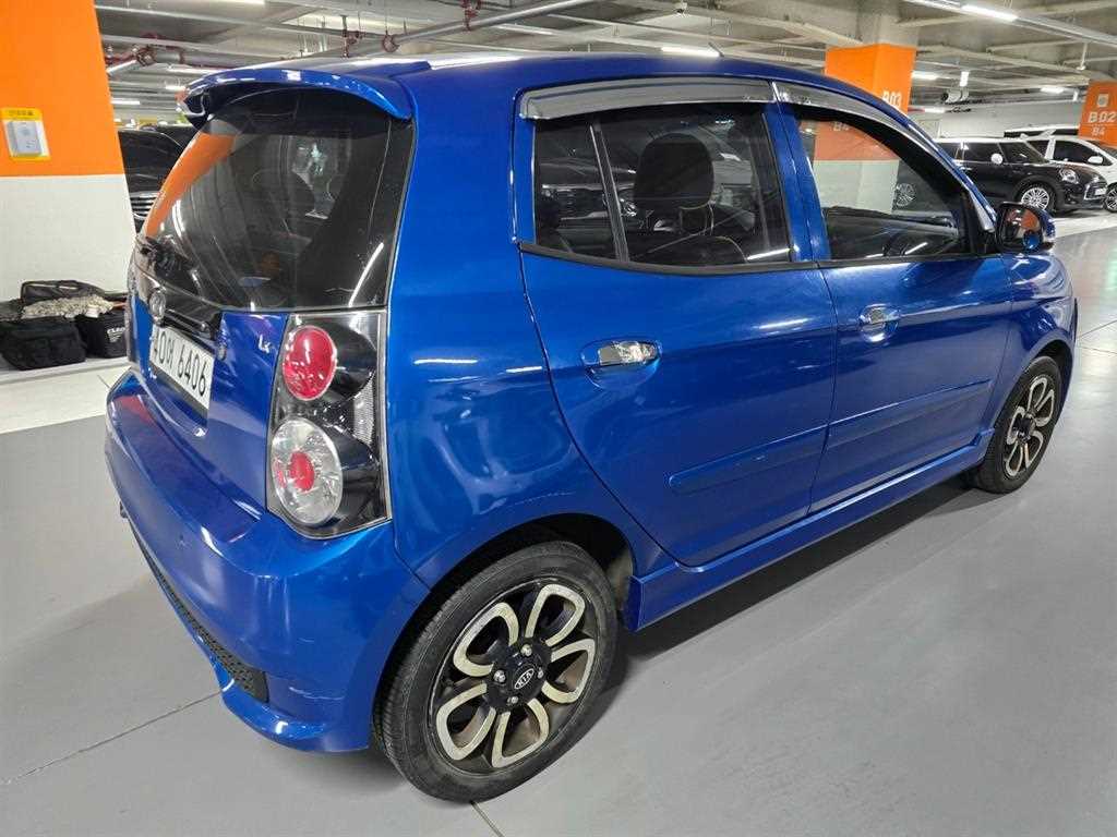 KIA Morning - Vista 5