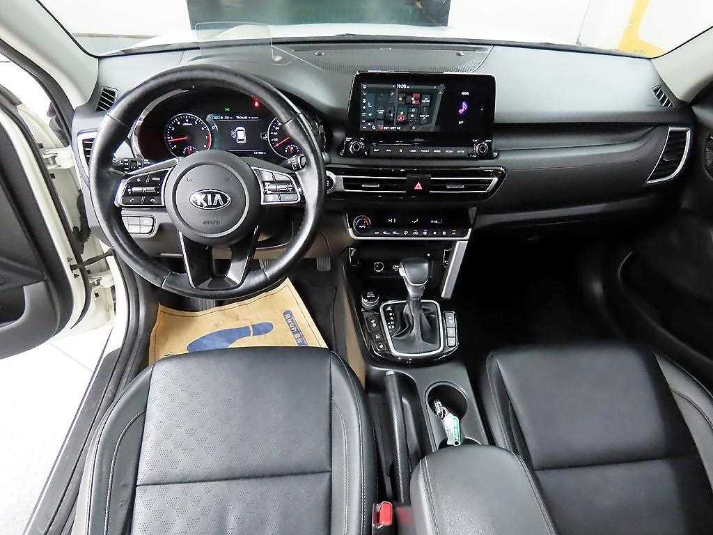 KIA Seltos - Vista 7