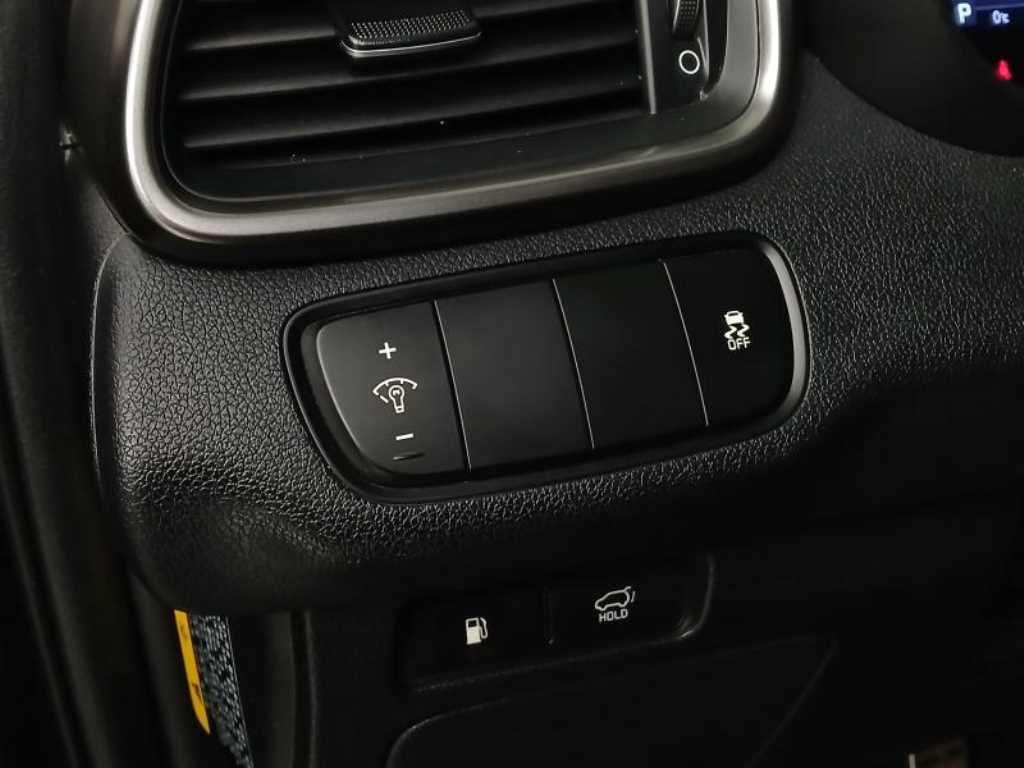 KIA Sorento - Vista 9