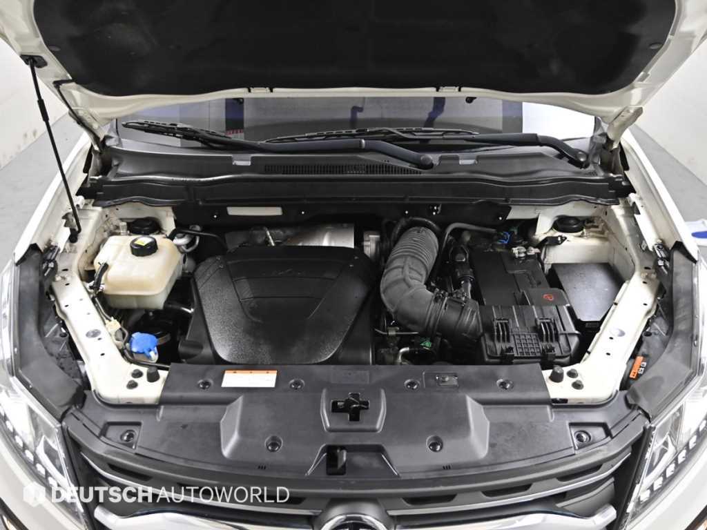 Ssangyong Korando - Vista 6