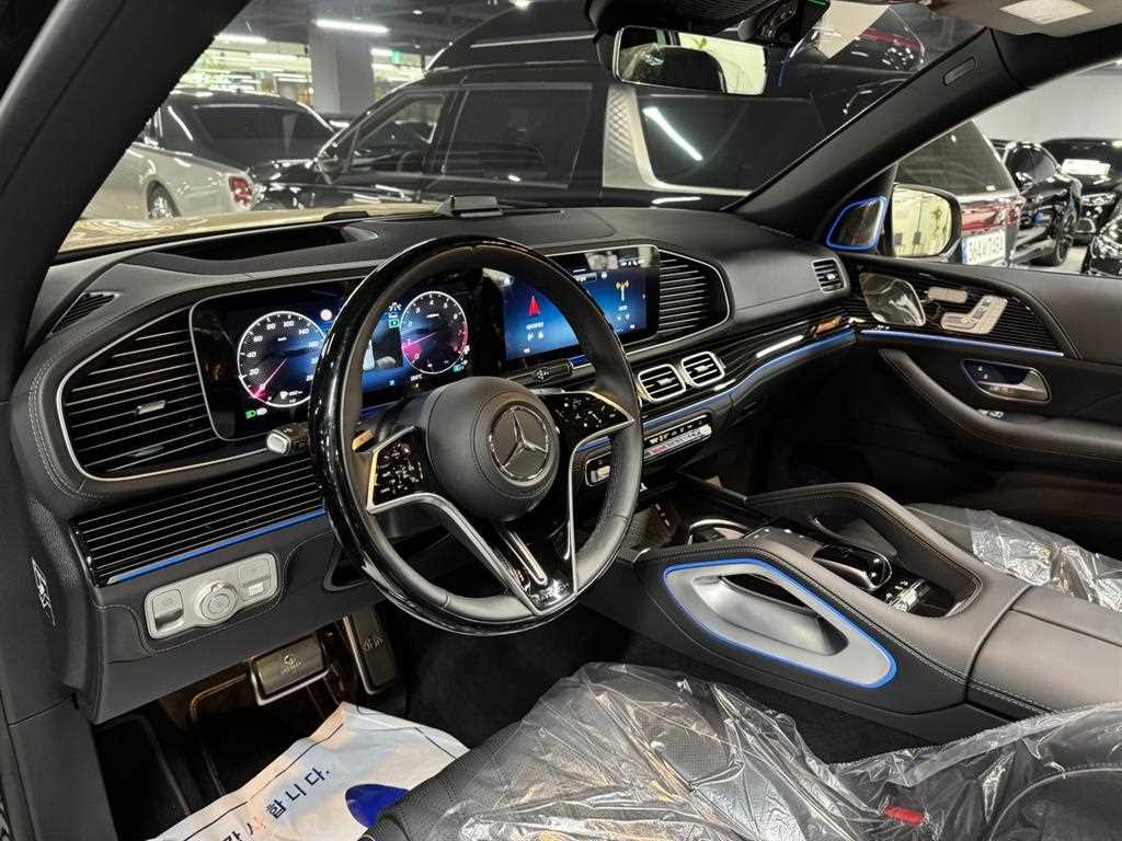 Mercedes Benz GLS Class - Vista 4