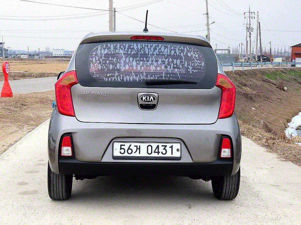 KIA Morning - Vista 4