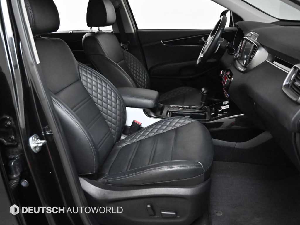 KIA Sorento - Vista 10