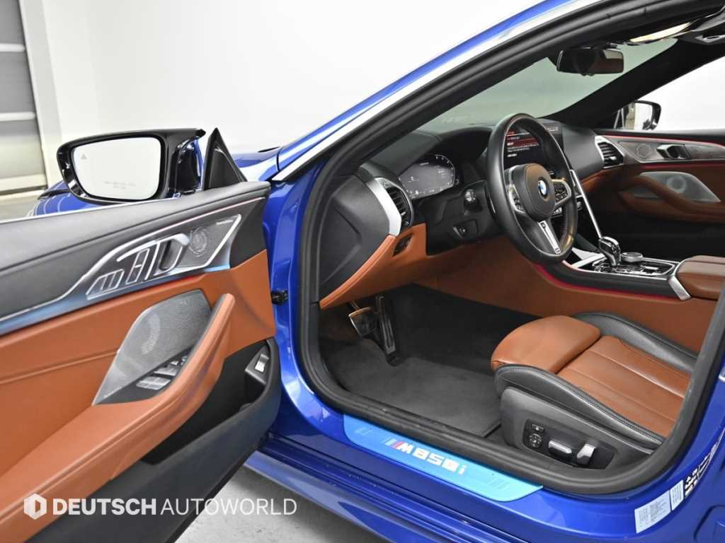 BMW 8 Series - Vista 11