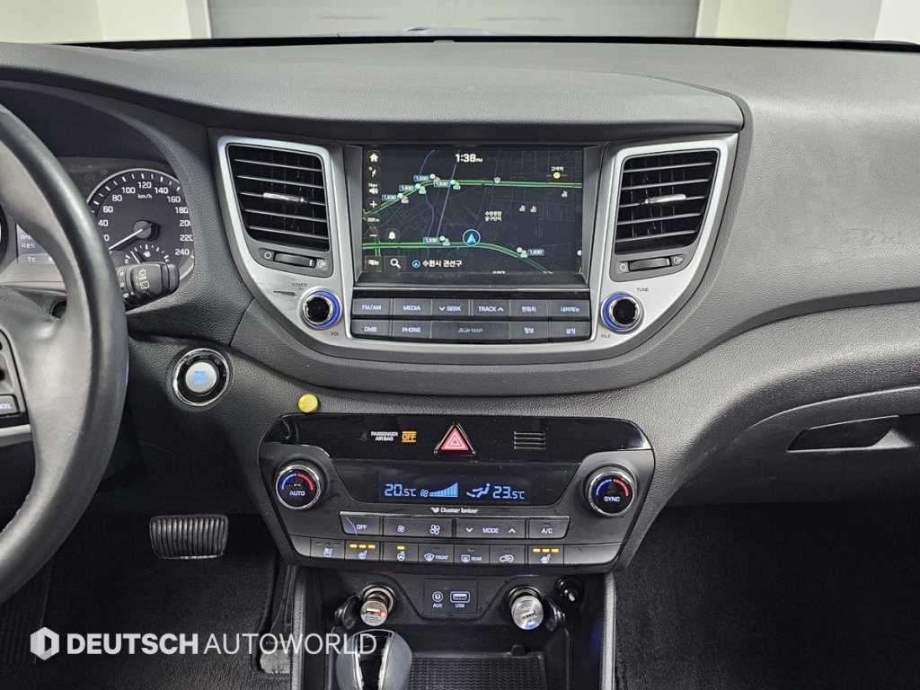 HYUNDAI Tucson 2018 Plateado - Importación desde Corea - HF Imports Iquique - Foto 14