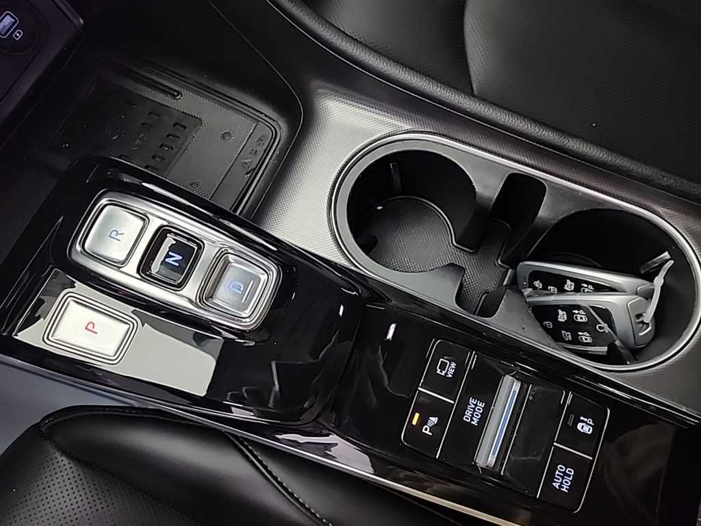 HYUNDAI Sonata - Vista 8