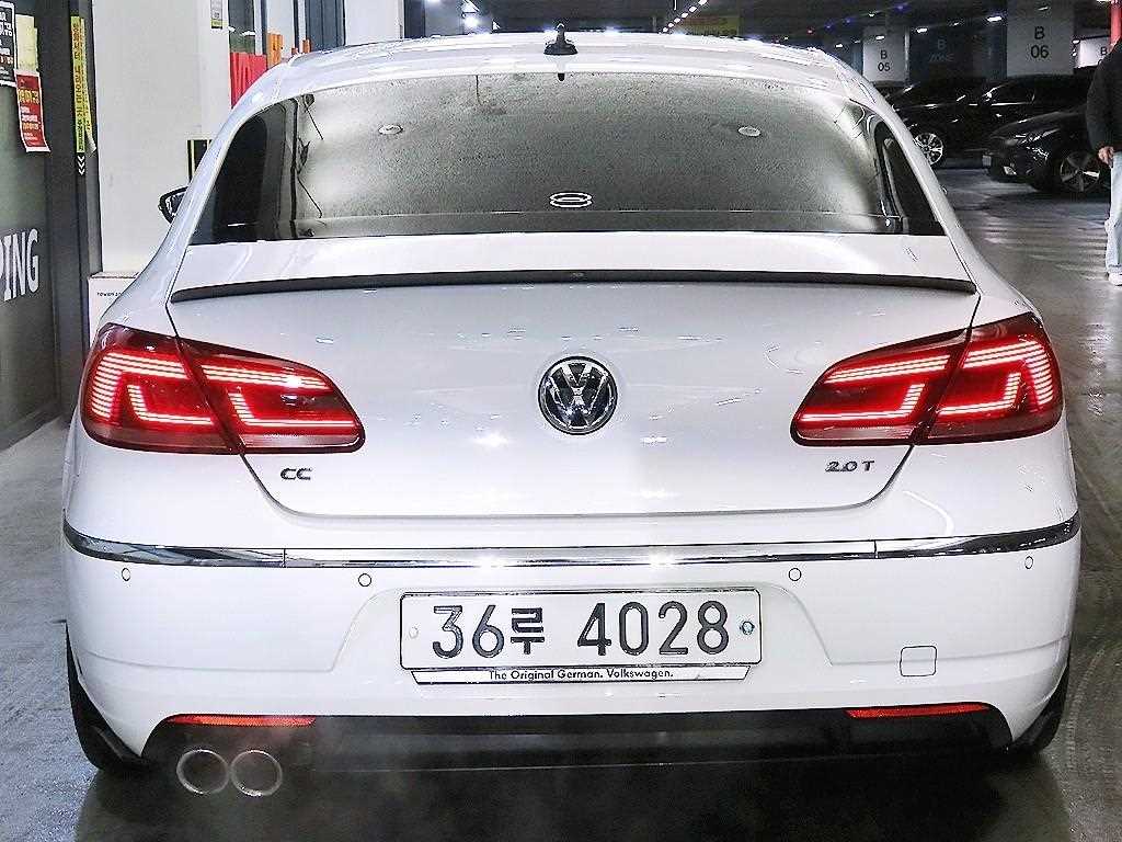 Volkswagen CC - Vista 5