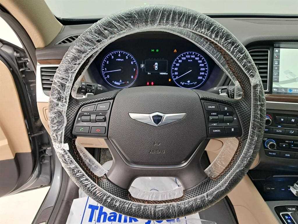HYUNDAI Genesis - Vista 7