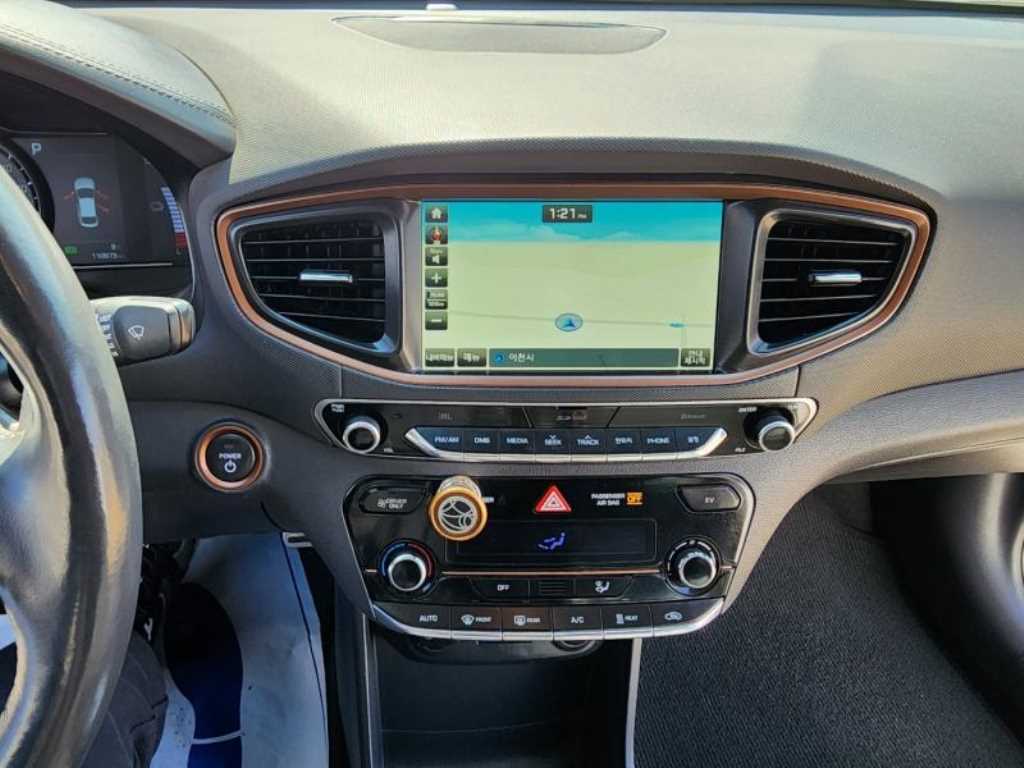 HYUNDAI Ioniq 2017 Blanco - Importación desde Corea - HF Imports Iquique - Foto 13
