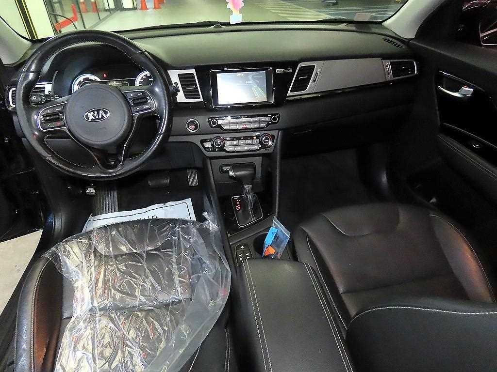 KIA Niro - Vista 11