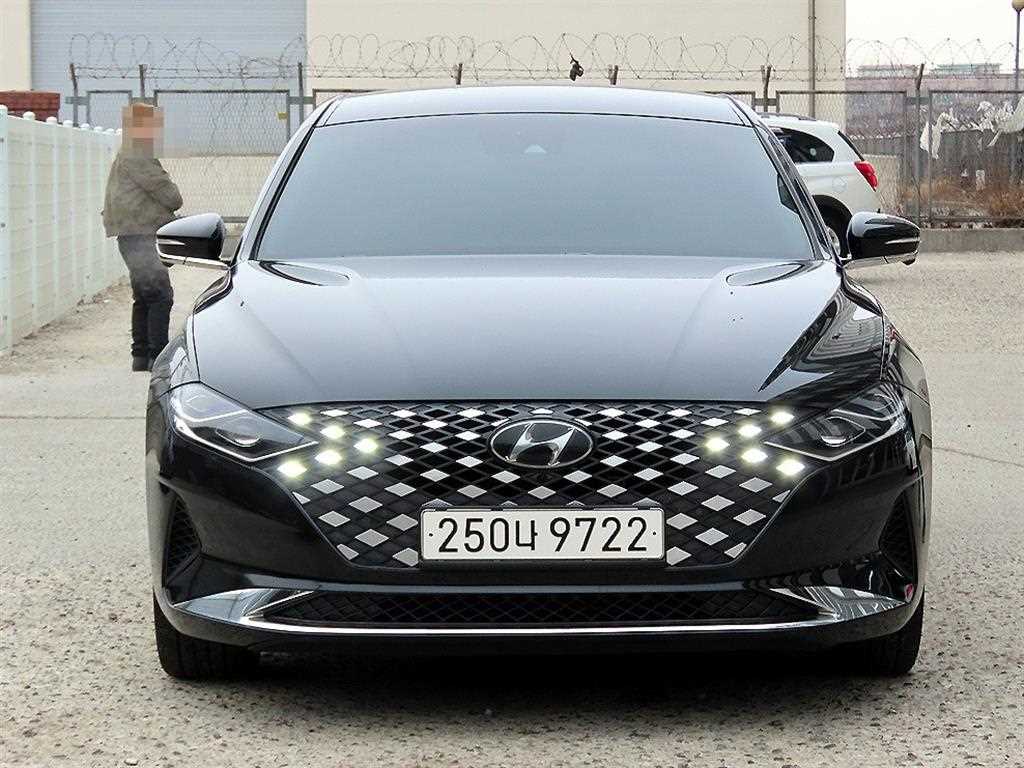 HYUNDAI Grandeur 2022 Negro - Importación desde Corea - HF Imports Iquique - Foto 1