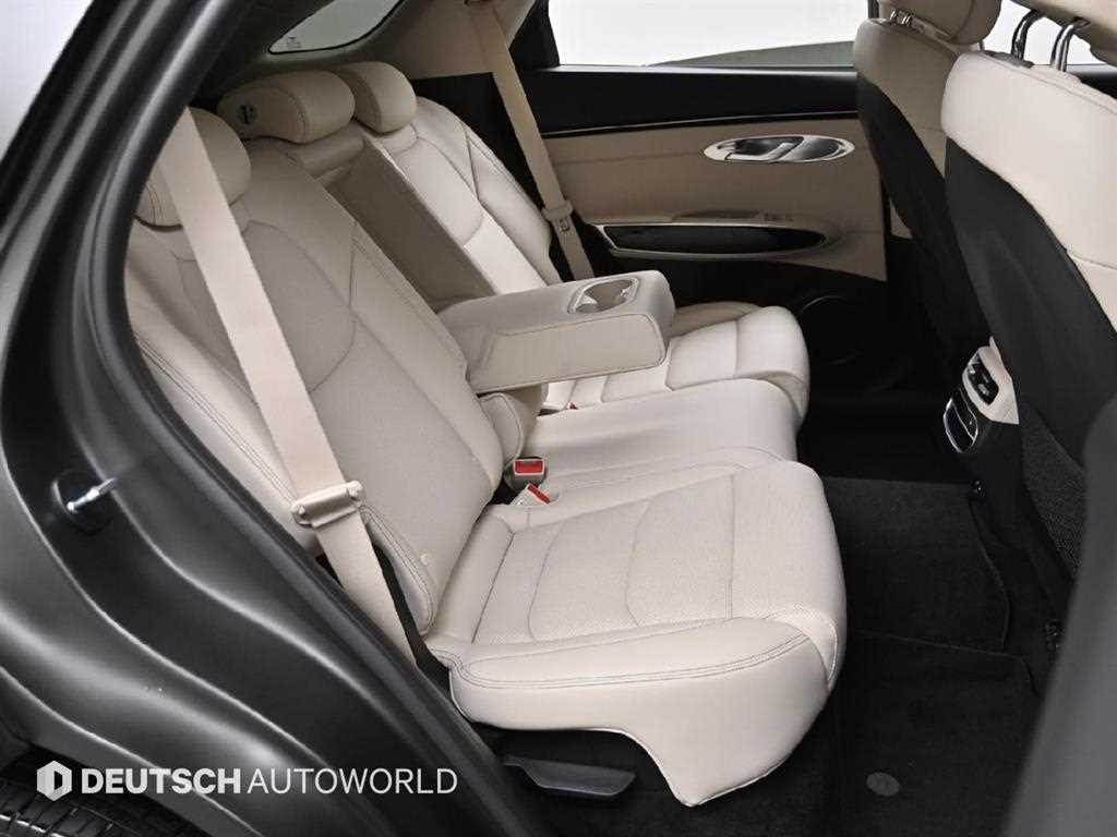 Genesis GV70 - Vista 12