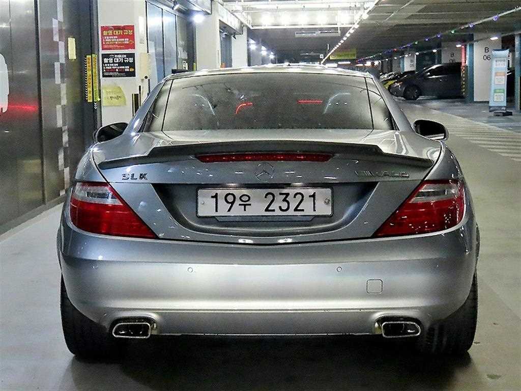 Mercedes Benz SLK Class - Vista 5