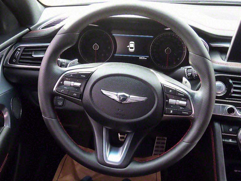 Genesis G70 - Vista 7