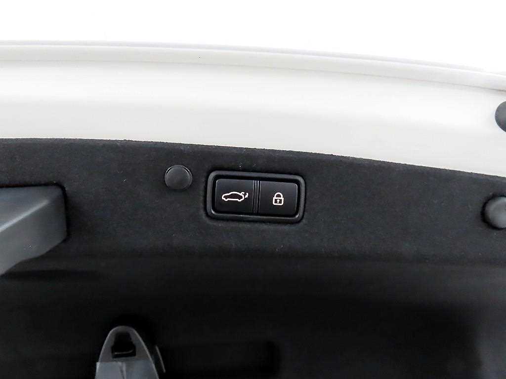 HYUNDAI Grandeur 2021 Blanco - Importación desde Corea - HF Imports Iquique - Foto 18