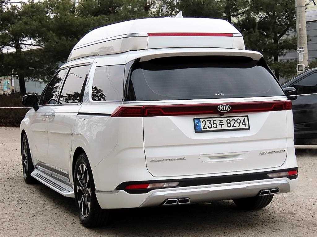 KIA Carnival - Vista 3