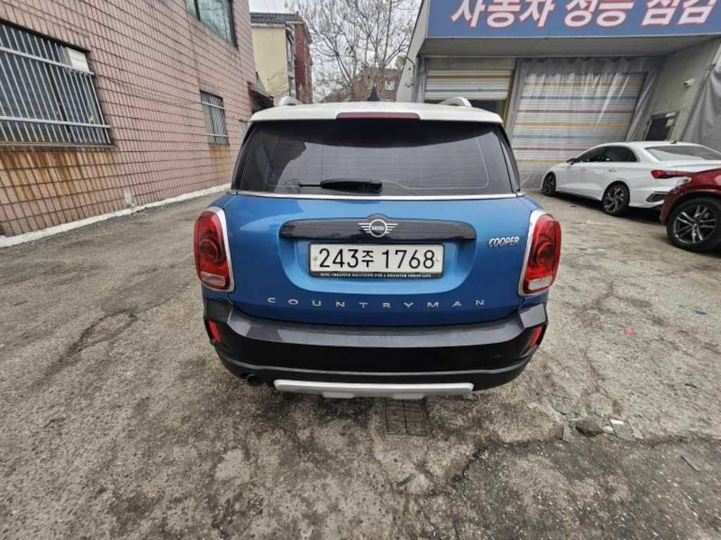 Mini Countryman - Vista 3