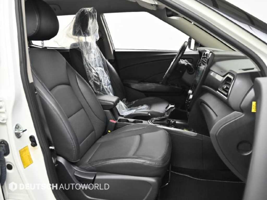 Ssangyong Tivoli - Vista 10