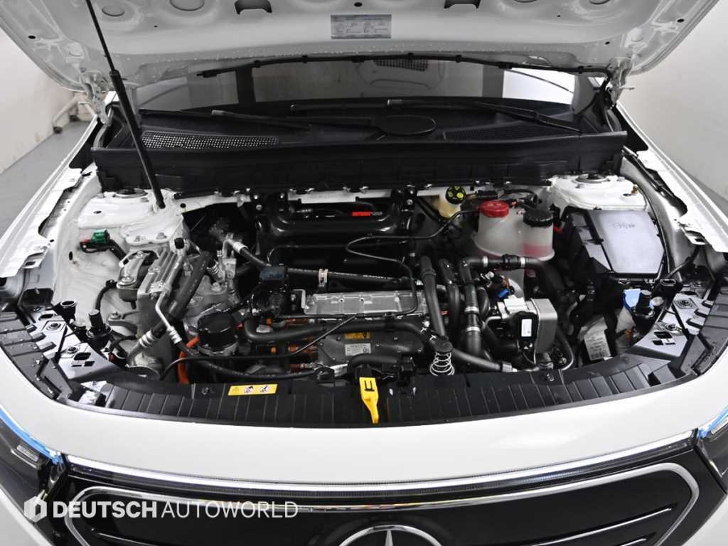 Mercedes Benz EQB - Vista 6