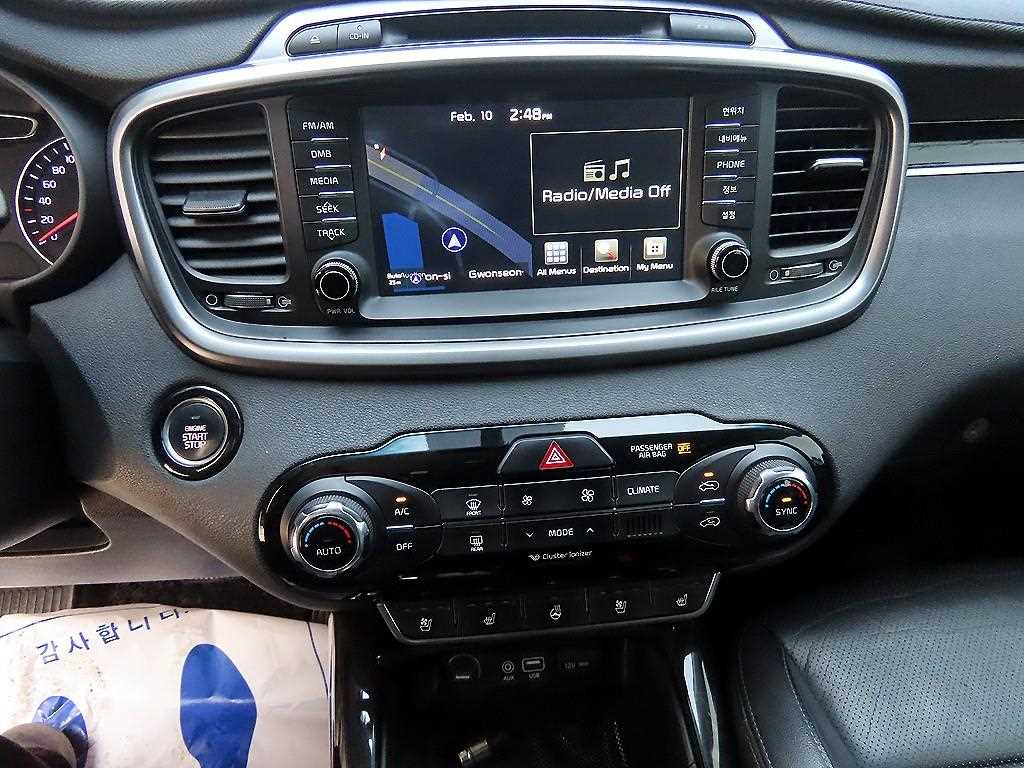 KIA Sorento - Vista 11