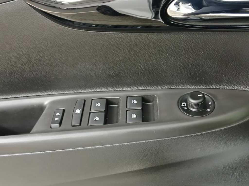 Chevrolet Spark - Vista 11